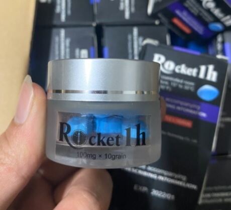Thuốc Rocket 1h có tác dụng kích thích testosterone tự nhiên, giúp tăng ham muốn tình dục và cải thiện chức năng sinh lý nam giới. Thuốc Rocket 1h có tác dụng kích thích testosterone tự nhiên, giúp tăng ham muốn tình dục và cải thiện chức năng sinh lý nam giới.